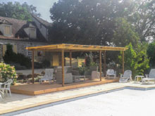 Deck & Shade Area For Swimming Pool - Quercy Construction